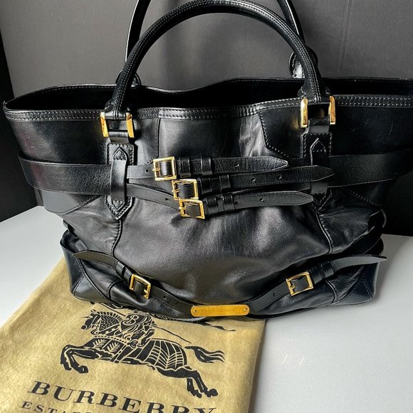 Burberry Handbags - Burberry Black Leather Shoulder Bag